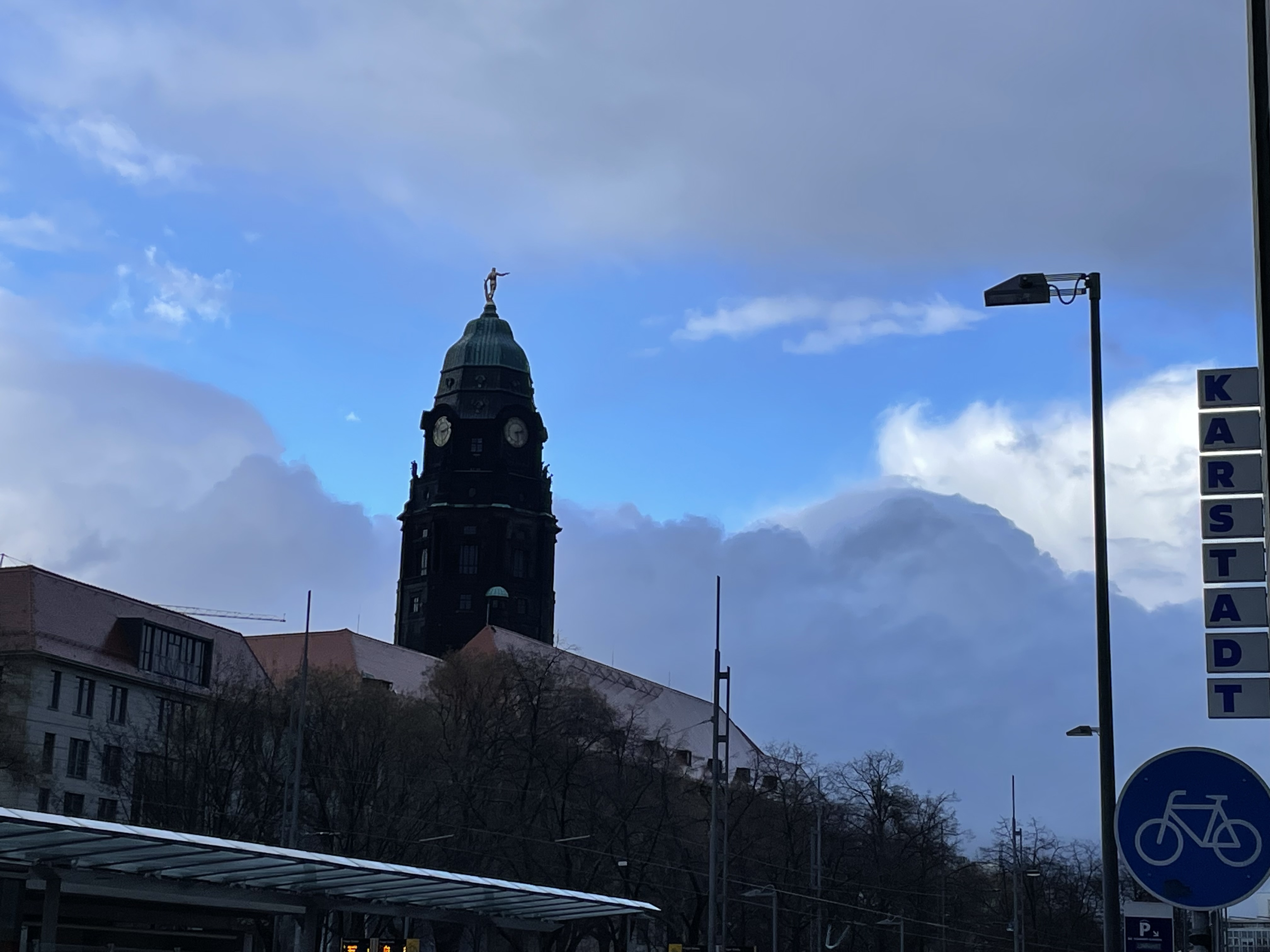 A0D6637C-E7EC-43F5-ADEE-5D018E4C4059